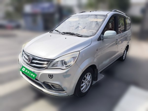 BAIC Weiwang M30 · 2015 год