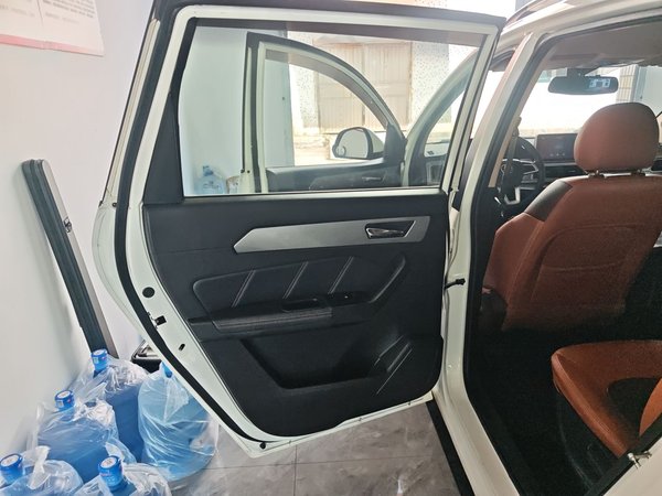 BAIC Weiwang M50F 2017, 70900 км, за 3773 USD - фото 26