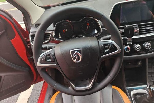 Baojun 310 2016, 56000 км, за 2350 USD - фото 10