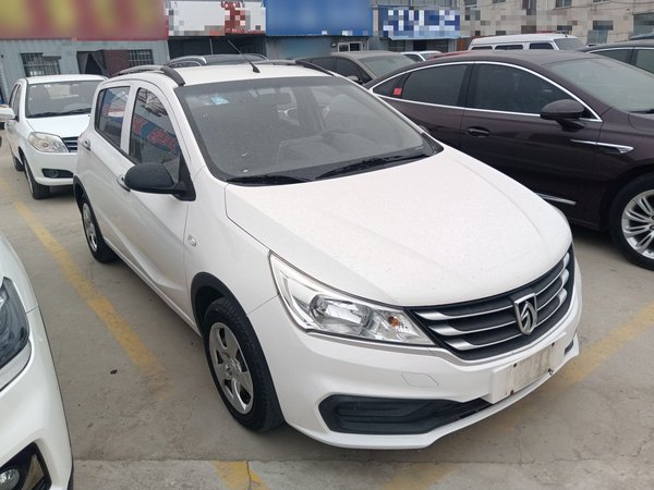 Baojun 310 2016 1.2L Manual Value Edition, 2016 года
