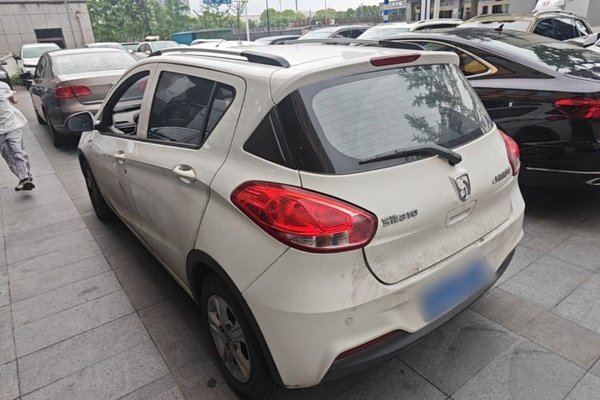 Baojun 310 2017, 105300 км, за 3821 USD