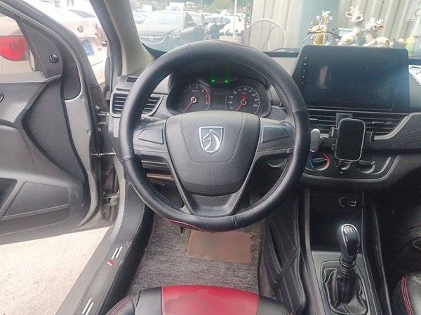 Baojun 310W 2017, 89700 км, за 4054 USD - фото 6