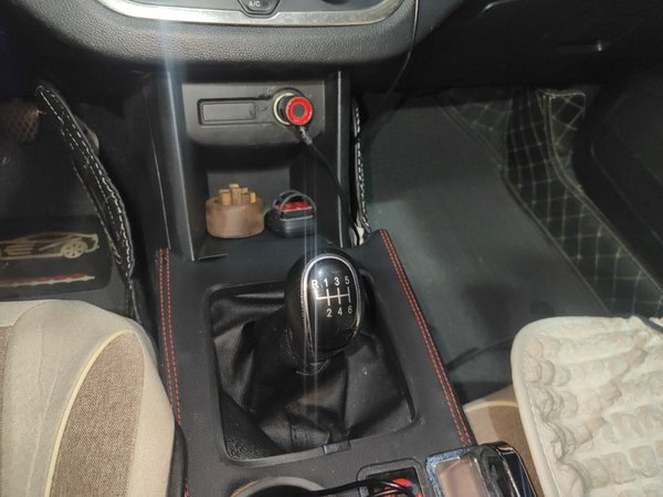 Baojun 310W 2017, 72500 км, за 3043 USD - фото 9