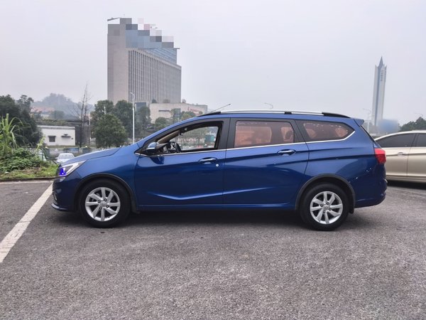 Baojun 310W 2017, 128100 км, за 3968 USD