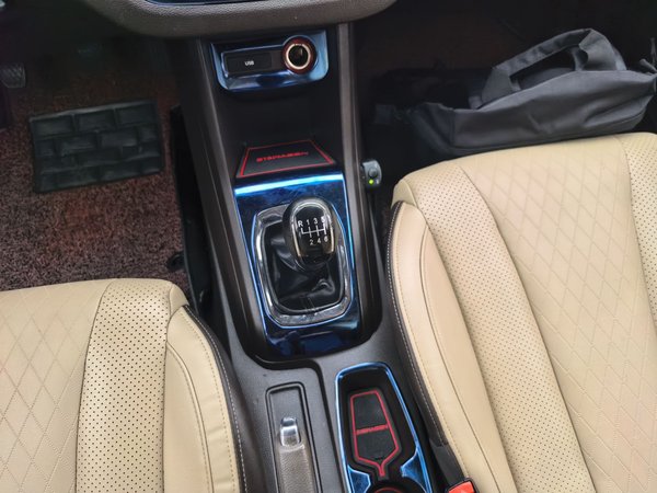 Baojun 310W 2017, 128100 км, за 3968 USD - фото 17