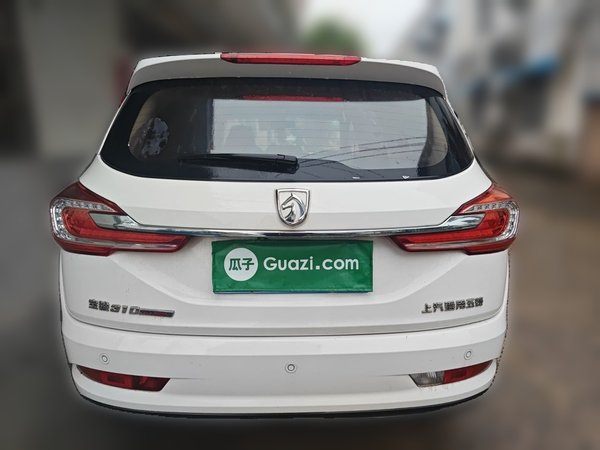 Baojun 310W 2017, 37000 км, за 3181 USD