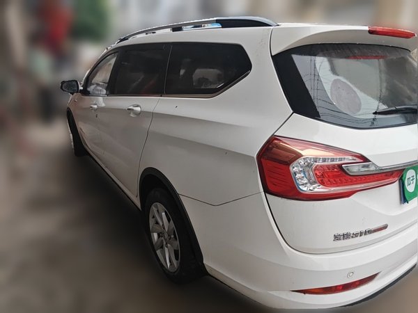 Baojun 310W 2017, 37000 км, за 3181 USD