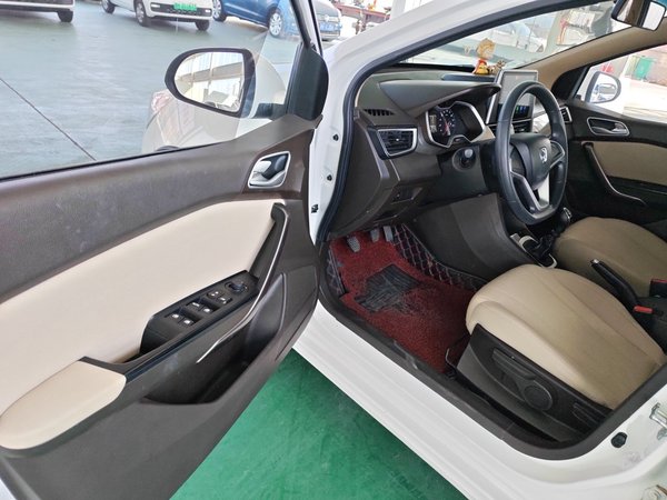 Baojun 310W 2017, 37200 км, за 5364 USD - фото 19