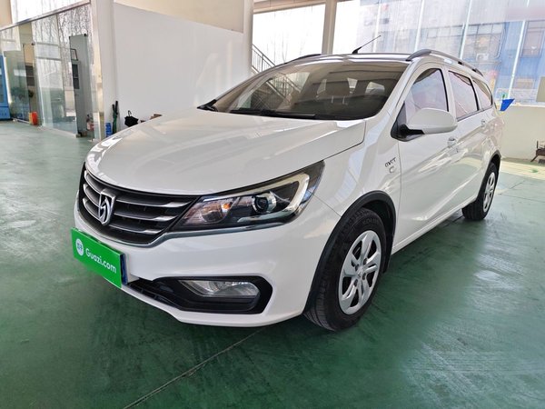 Baojun 310W 2017 1.5L Manual Comfort Version China VI Emission Standard
