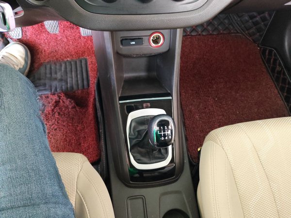 Baojun 310W 2017, 37200 км, за 5364 USD - фото 17