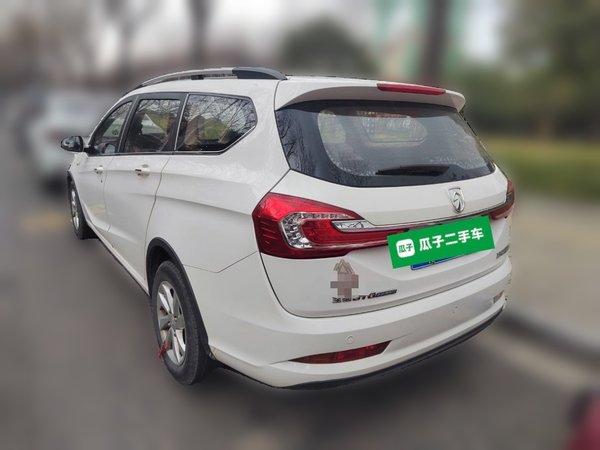 Baojun 310W 2017, 67400 км, за 3947 USD