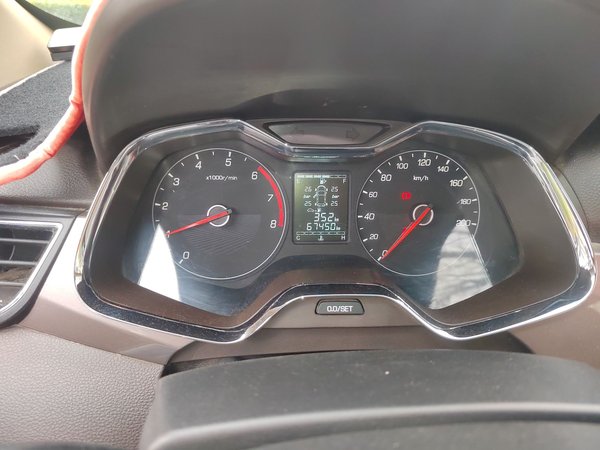 Baojun 310W 2017, 67400 км, за 3947 USD - фото 12
