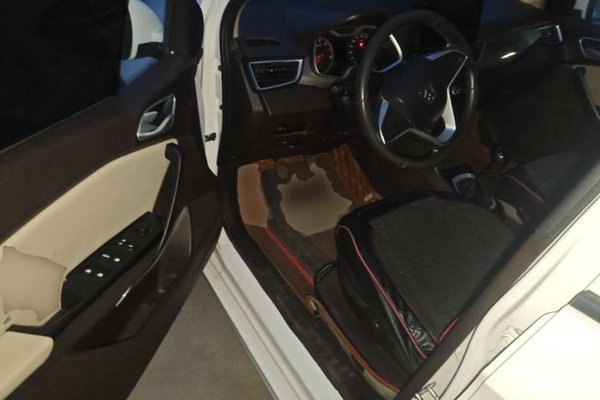 Baojun 310W 2017, 86400 км, за 4757 USD - фото 18