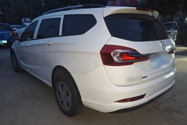 Baojun 310W 2017, 86400 км, за 4757 USD