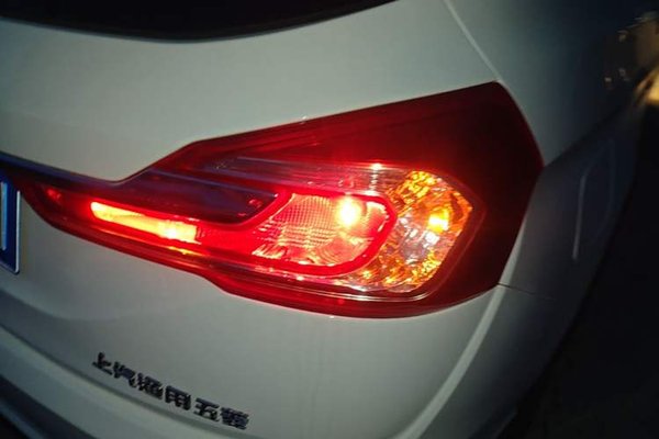 Baojun 310W 2017, 86400 км, за 4757 USD - фото 9