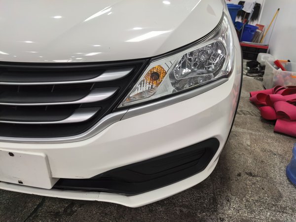 Baojun 310W 2018 1.5L Automatic Fashion Edition China VI, 2018 года