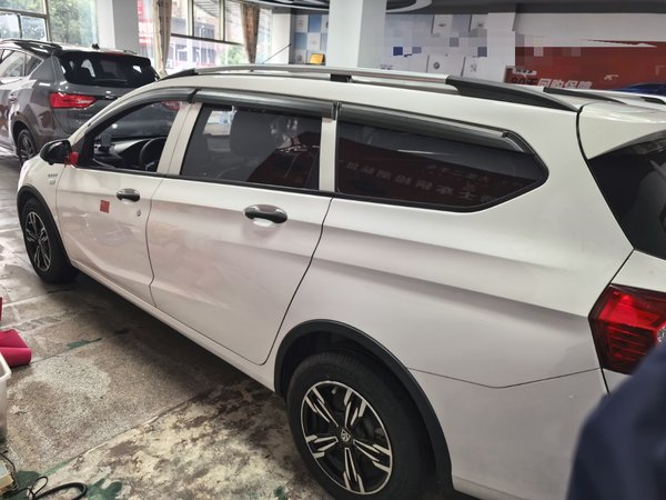 Baojun 310W 2018, 62400 км, за 5874 USD