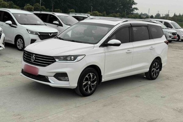 Baojun 360 2019, 39900 км, за 6039 USD