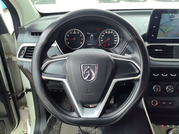 Baojun 530 2018 1.8L Automatic Elite Version China V Emission Standard, 2018 года