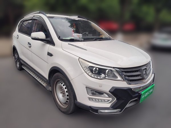 Baojun 560 2015, 62800 км, за 2919 USD