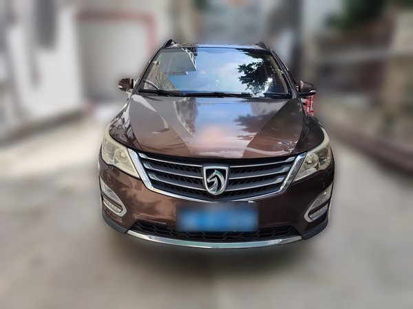 Baojun 560 2016 1.8L iAMT Luxury Model, 2016 года