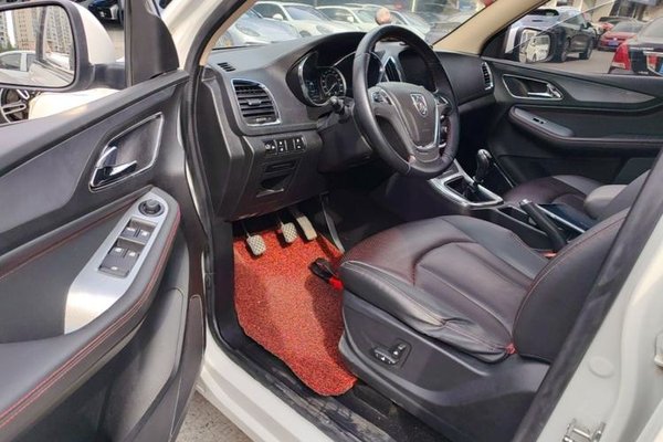 Baojun 560 2016, 62400 км, за 4488 USD - фото 25