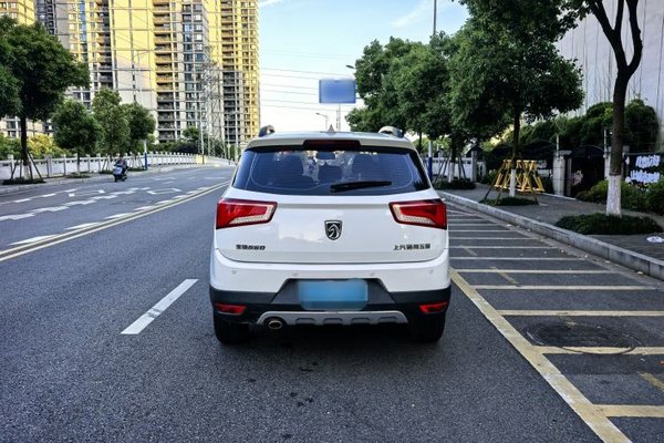Baojun 560 2016, 62400 км, за 4488 USD - фото 16