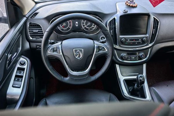 Baojun 560 2016, 62400 км, за 4488 USD - фото 31