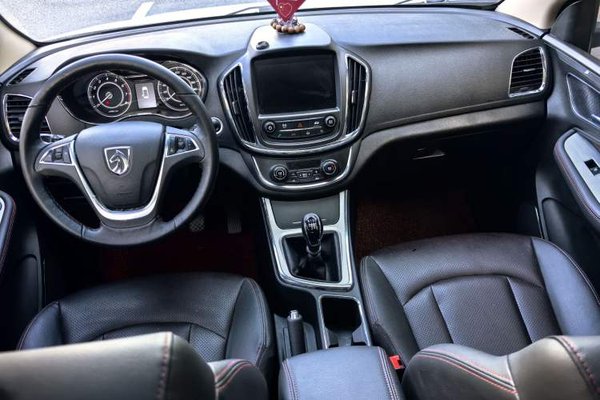 Baojun 560 2016, 62400 км, за 4488 USD - фото 32
