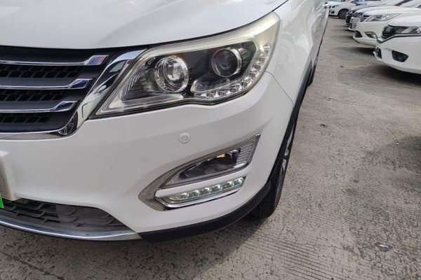 Baojun 560 2016, 62400 км, за 4488 USD - фото 9