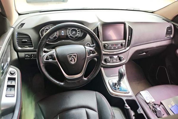 Baojun 560 2016, 72700 км, за 4331 USD - фото 6