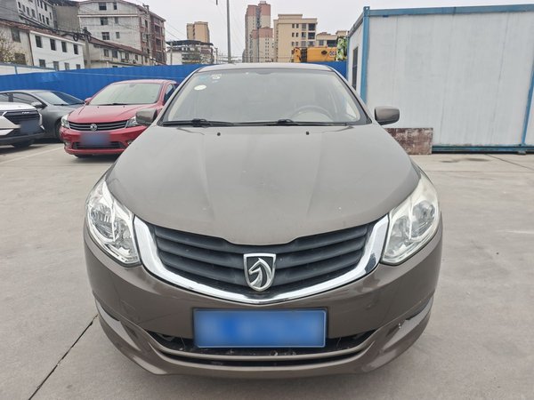 Baojun 630 2013 1.5L Manual Standard Model, 2013 года