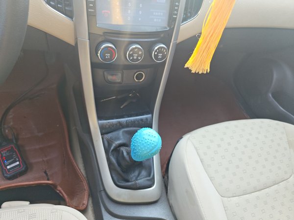 Baojun 630 2013, 91199 км, за 3239 USD - фото 17