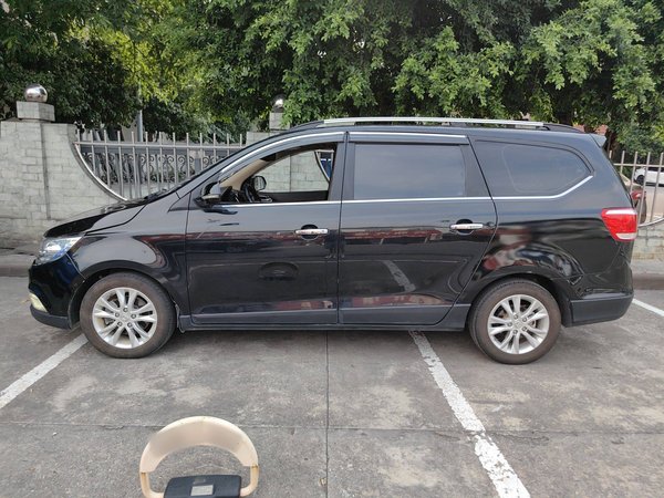 Baojun 730 2014, 182500 км, за 3706 USD