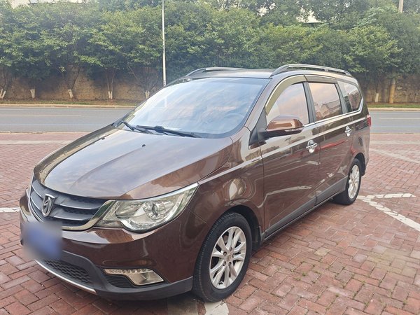 Baojun 730 2015 1.8L Manual Comfort ESP Version 7-seater