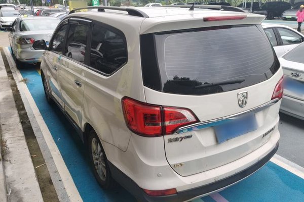 Baojun 730 2016, 196600 км, за 4470 USD