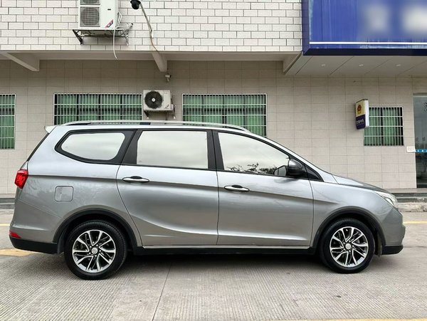 Baojun 730 2017, 104100 км, за 6326 USD
