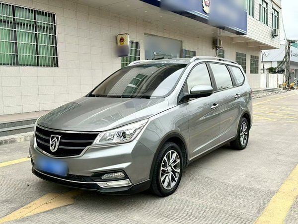 Baojun 730 2017, 104100 км, за 6326 USD