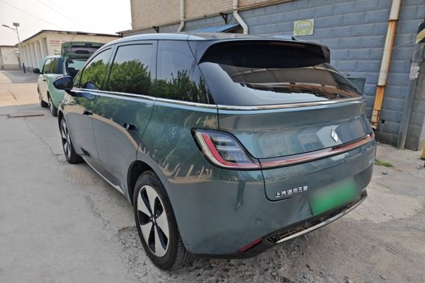 Baojun Cloud 2023, 27799 км, за 10872 USD