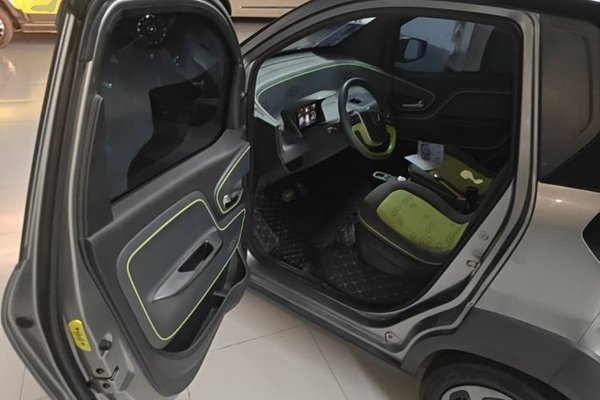 Baojun E100 2019, за 4598 USD - фото 19