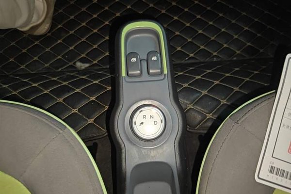 Baojun E100 2019, за 4598 USD - фото 17