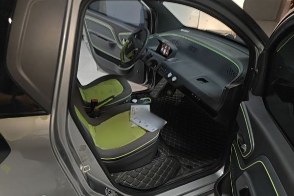 Baojun E100 2019, за 4598 USD - фото 23