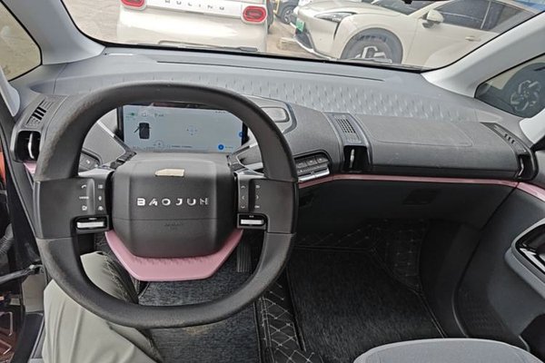 Baojun E300 2020, 33600 км, за 7187 USD - фото 12