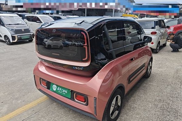 Baojun E300 2020, 33600 км, за 7187 USD