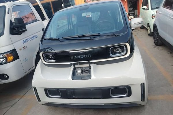 Baojun KiWi EV 2021, 47300 км, за 7338 USD