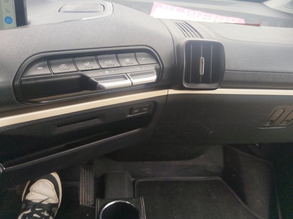 Baojun Kiwi EV 2022, 37600 км, за 6465 USD - фото 14