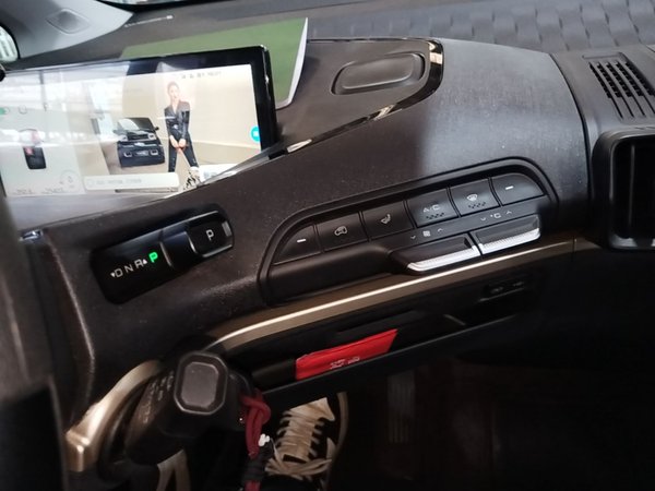Baojun KiWi EV 2022, 25400 км, за 8064 USD - фото 14