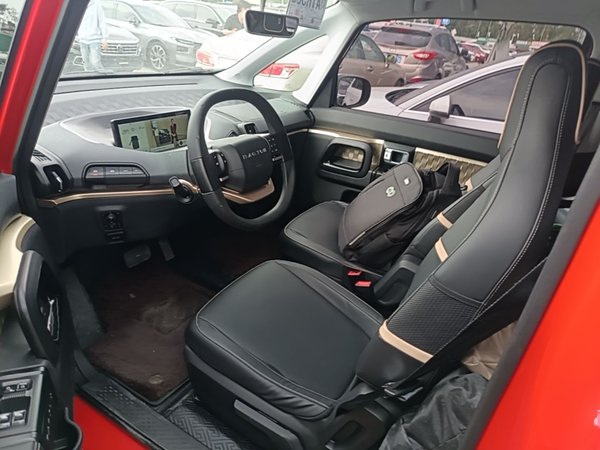 Baojun KiWi EV 2022, 27400 км, за 7562 USD - фото 18