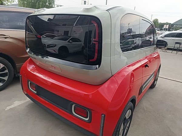Baojun KiWi EV 2022, 27400 км, за 7562 USD - фото 6
