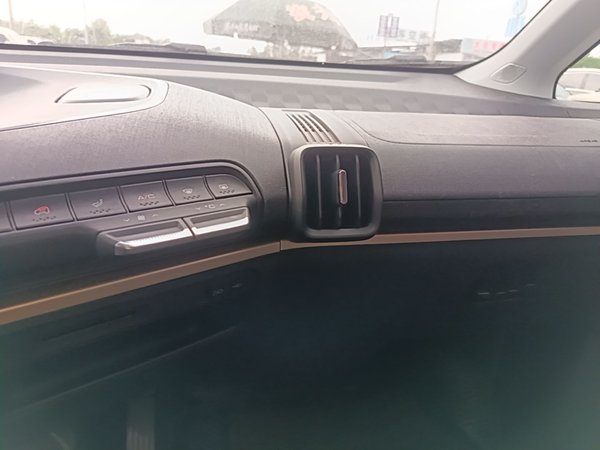 Baojun KiWi EV 2022, 27400 км, за 7562 USD - фото 16